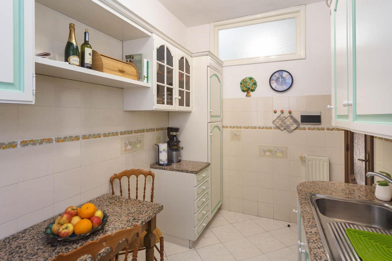 Casa Dany, Luminoso Trilocale Con Grande Terrazza E Box Auto Santa Margherita Ligure Exterior foto